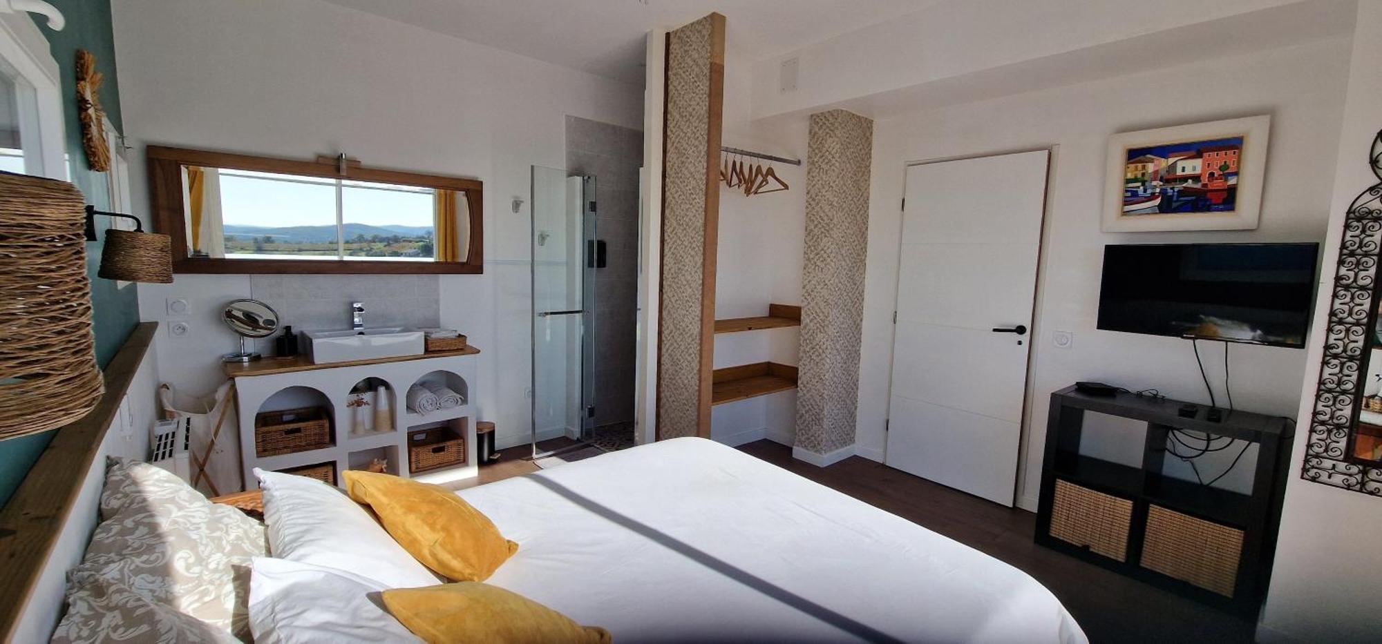 Reve D'Escapade Chambre Avec Vue Sublime Sur Les Cevennes Ardechoises Barjac  Bagian luar foto